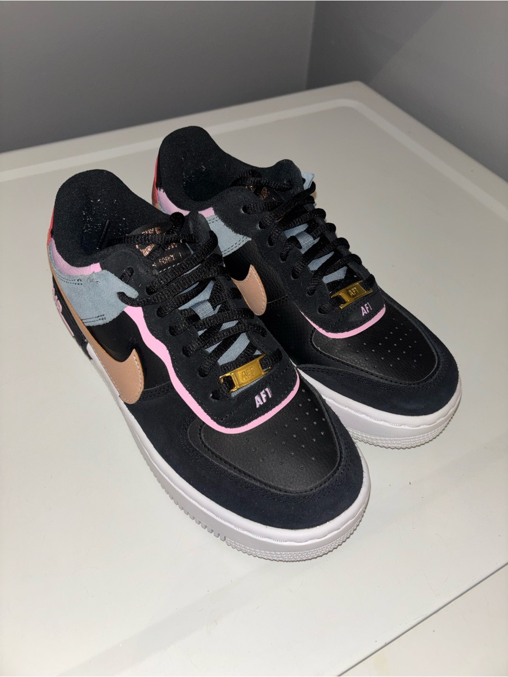Nike Air Force 1 Low - Black/Pink/Gold